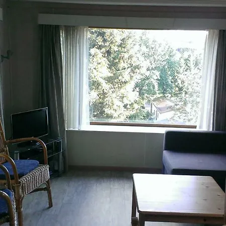 Nette Vakantiechalet Bovenaan Fantastische Terrassencamping