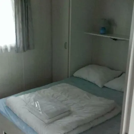 캠프장 Nette Vakantiechalet Bovenaan Fantastische Terrassencamping *